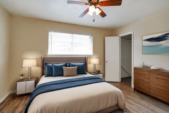 property at 427 Hollyvale Dr