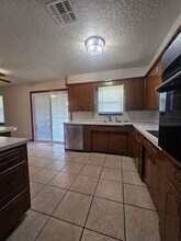 1408 Canterbury St in Norman, OK - Building Photo - Building Photo