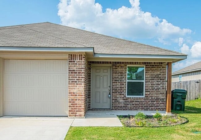 property at 704 B Kimble Dr