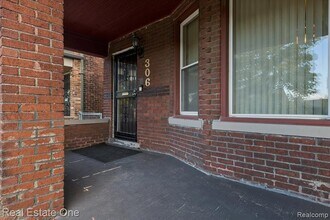 304 Hendrie St in Detroit, MI - Building Photo - Building Photo