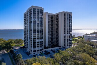 Monte Carlo Towers in Tampa, FL - Building Photo - Building Photo