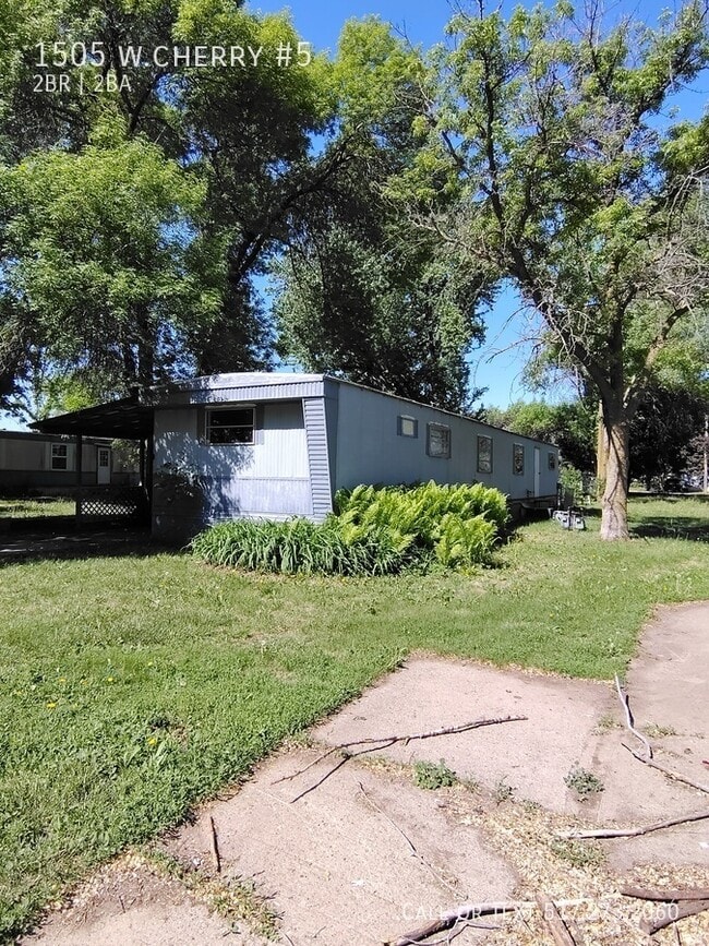 property at 1505 W Cherry St