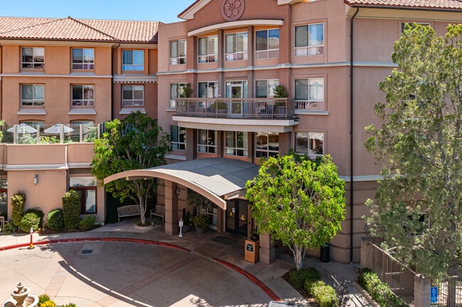 Morning Star Senior Living in Pasadena in Pasadena, CA - Foto de edificio - Building Photo
