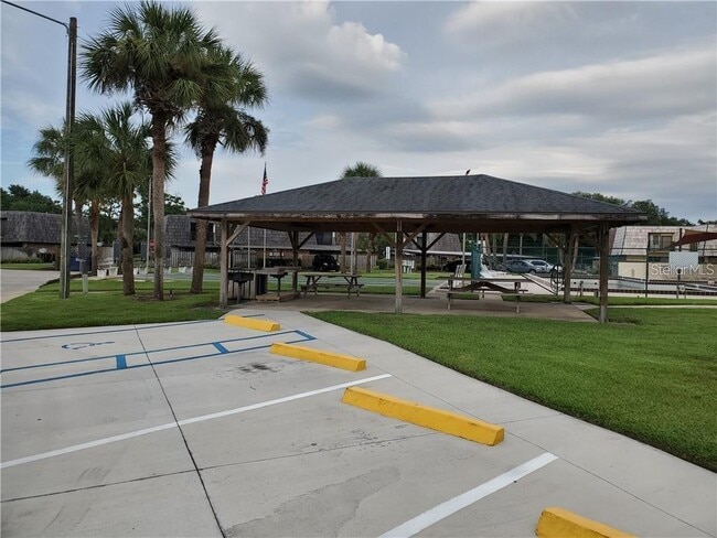 1108 Apple Terrace in Leesburg, FL - Building Photo - Building Photo