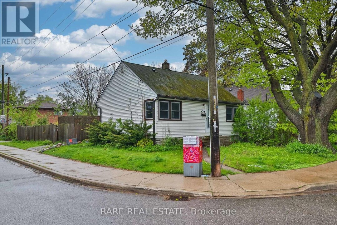 178 Angelene St in Mississauga, ON - Building Photo