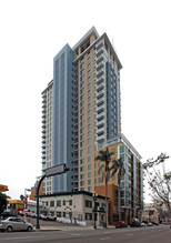 Ten Fifty B in San Diego, CA - Building Photo - Building Photo