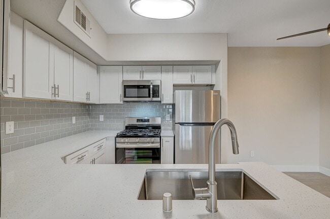 Breakers Apartments