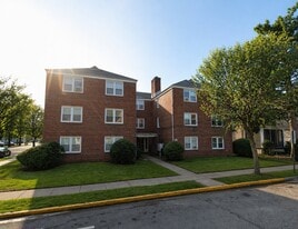 34 Park Ave, Unit 1 in Bloomfield, NJ - Building Photo