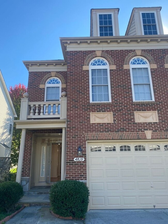 property at 47639 Paulsen Square