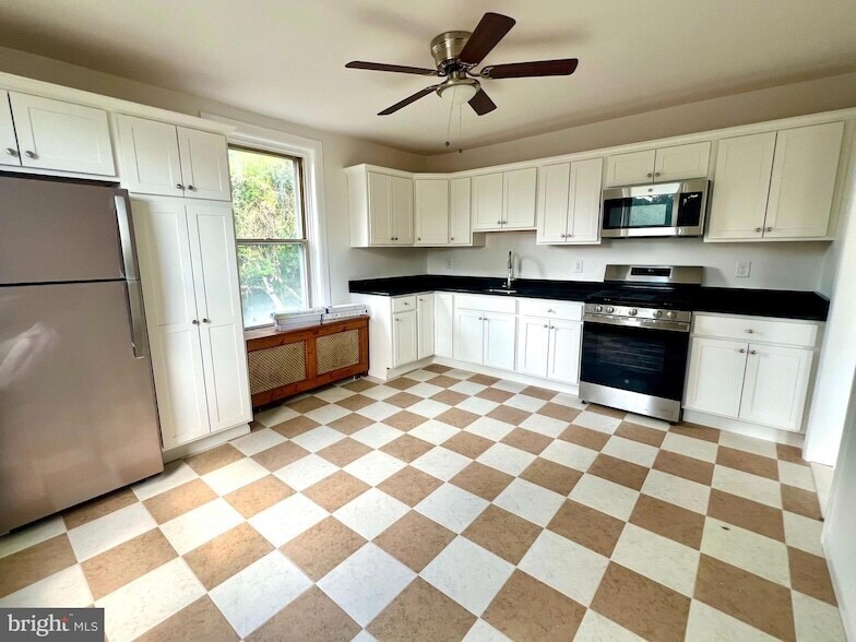 730 Richey Ave in Oaklyn, NJ - Building Photo