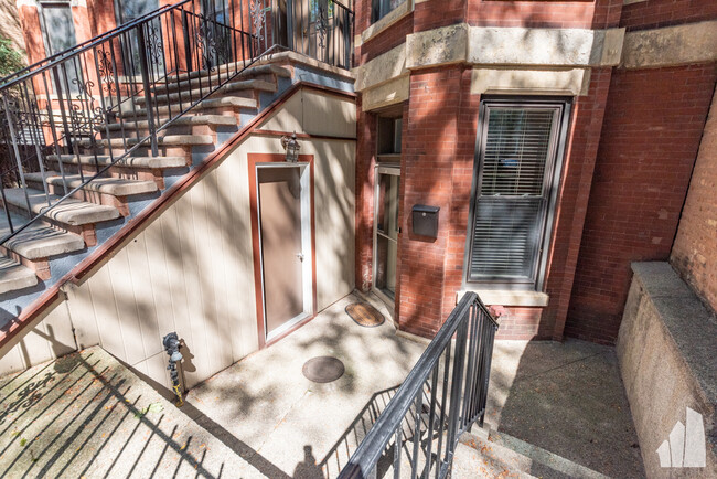 1446 W Lexington St in Chicago, IL - Building Photo - Building Photo