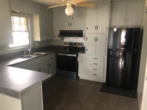 7613 Hwy 58 in Stantonsburg, NC - Foto de edificio - Building Photo