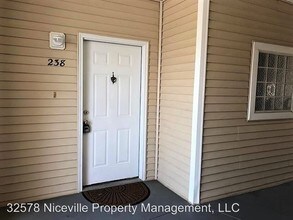 1501 Partin Dr N-Unit -Unit 238 in Niceville, FL - Building Photo - Building Photo