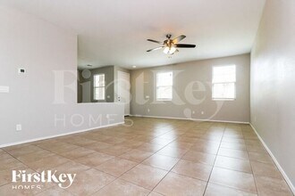 11951 W Rio Vista Ln in Avondale, AZ - Building Photo - Building Photo
