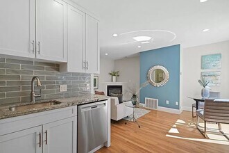 33 Gates St in Boston, MA - Building Photo - Building Photo