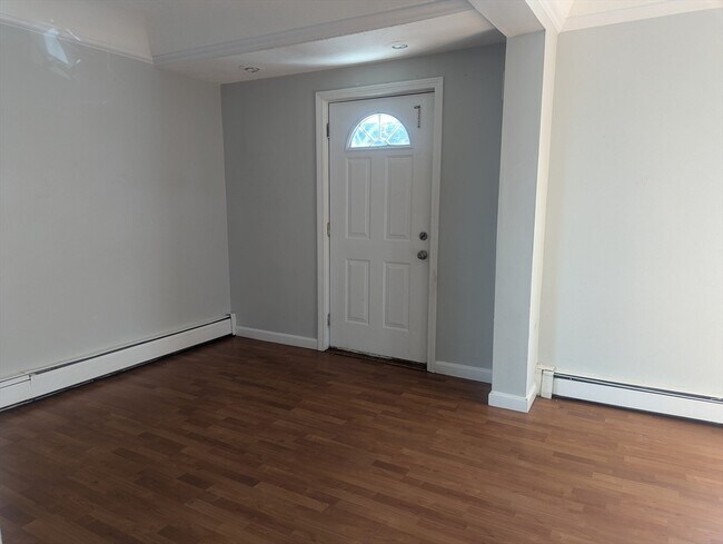 581 Proctor Ave in Revere, MA - Building Photo - Building Photo