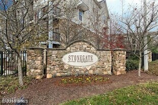 13397 Connor Drive, Unit J in Centreville, VA - Building Photo