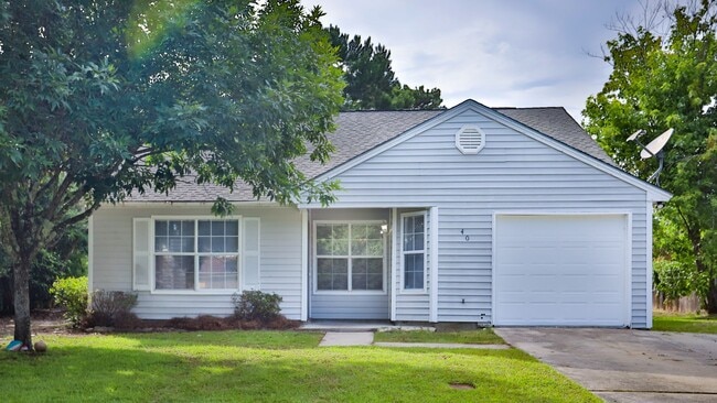 40 Woodcock Dr