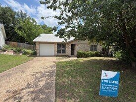 1109 Village Green Dr in Austin, TX - Building Photo