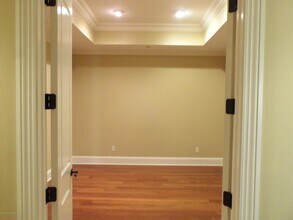 1031 Oval Rd in Manasquan, NJ - Foto de edificio - Building Photo