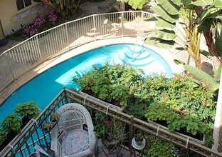 8170 Redlands St in Playa Del Rey, CA - Foto de edificio - Other