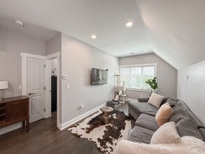 418 Salem St, Unit 4 in Malden, MA - Building Photo - Building Photo