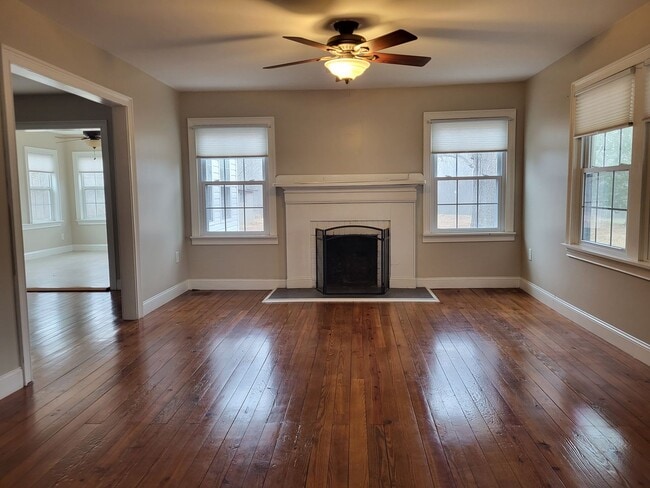 4883 Kemp Dellinger Rd in Maiden, NC - Building Photo - Building Photo