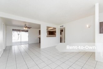 2328 W Las Lomitas in Tucson, AZ - Building Photo - Building Photo