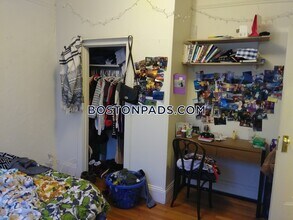 1687 Commonwealth Ave in Boston, MA - Building Photo - Building Photo