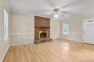 322 Lamplighter Ln in Martinez, GA - Building Photo - Building Photo