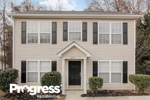 6516 Lynmont Dr in Charlotte, NC - Building Photo
