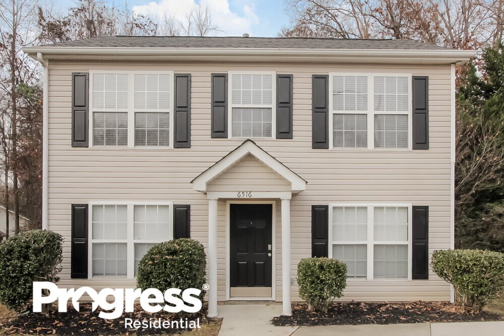 6516 Lynmont Dr in Charlotte, NC - Building Photo