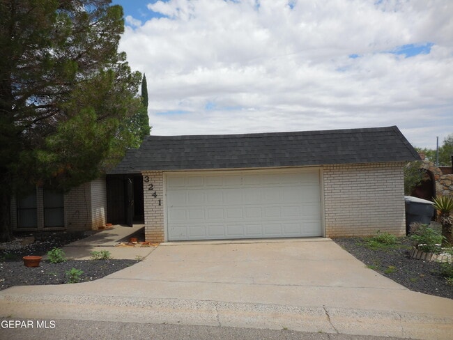 property at 3241 Point Ct