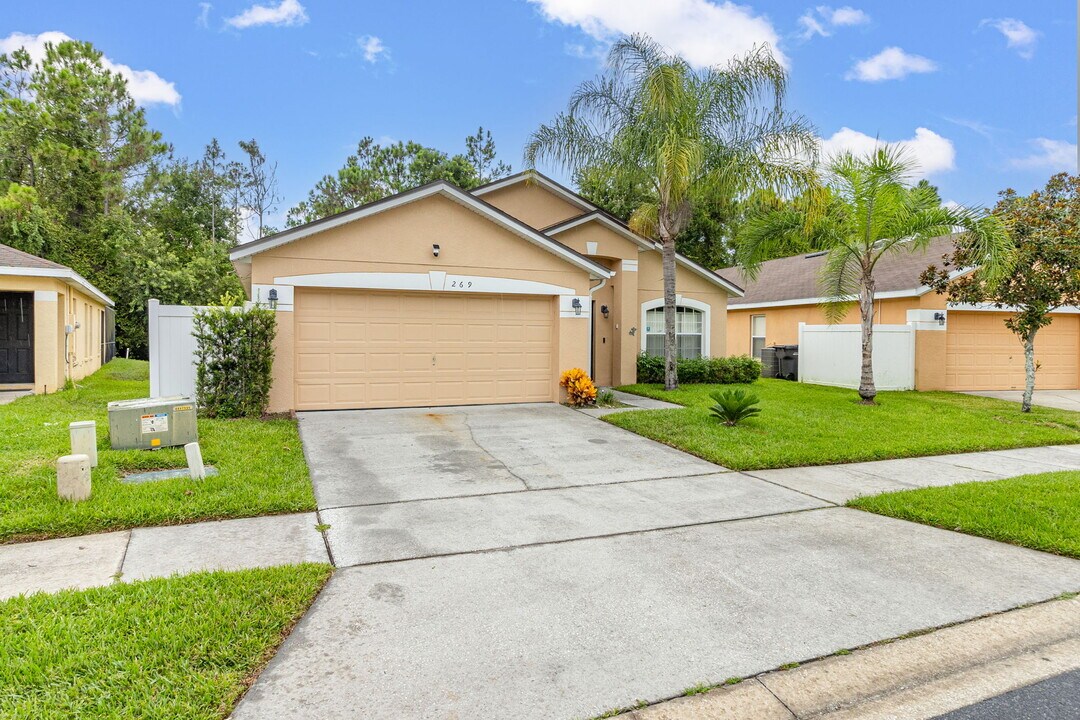 269 Sandy Ridge Dr in Davenport, FL - Building Photo