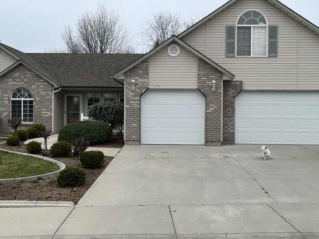 2134 E Dworshak Dr in Meridian, ID - Building Photo - Building Photo