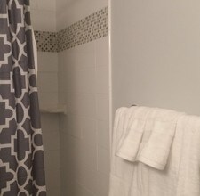 1323 Queens Rd, Unit 220 in Charlotte, NC - Building Photo - Building Photo