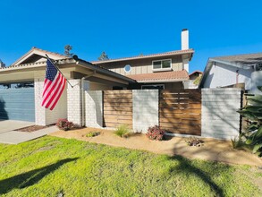 11221 Candor St in Cerritos, CA - Building Photo - Building Photo