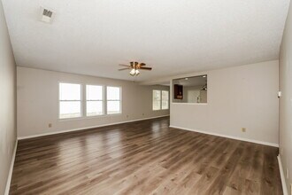 6241 Amber Valley Ln in Indianapolis, IN - Building Photo - Building Photo