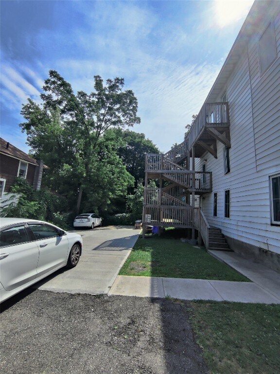 145 Floral Ave in Johnson City, NY - Building Photo - Building Photo