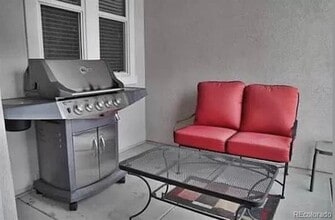 6465 S Potomac St in Englewood, CO - Foto de edificio - Building Photo