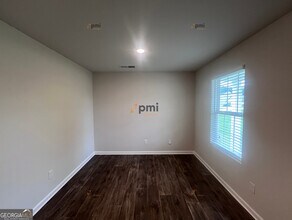 106 Sarah Ln in Lagrange, GA - Building Photo - Building Photo