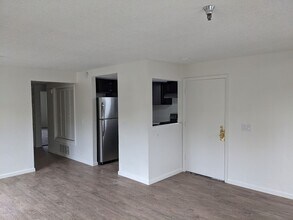 55 Stenner St in San Luis Obispo, CA - Building Photo - Building Photo