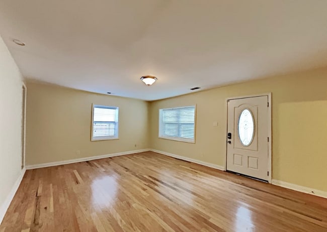 1073 Emerson Ave SE in Atlanta, GA - Building Photo - Building Photo