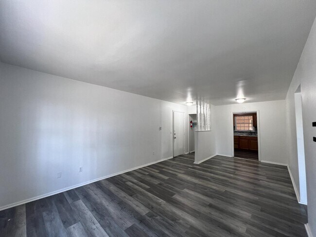 325 W High St in Oxford, OH - Building Photo - Building Photo