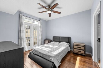 501 Knights Run Ave in Tampa, FL - Building Photo - Building Photo
