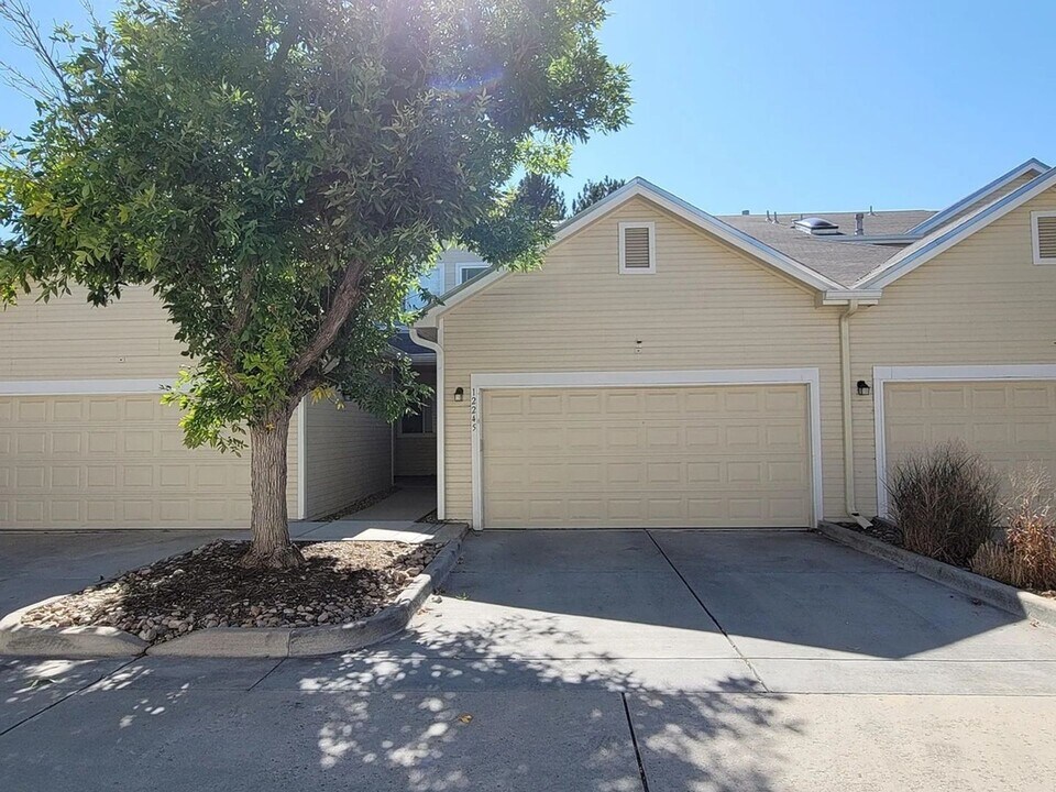 12245 E 2nd Dr. in Aurora, CO - Building Photo