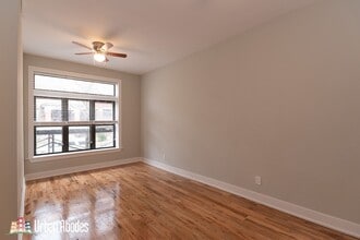 644 W Oakdale Ave, Unit A04C in Chicago, IL - Building Photo - Building Photo
