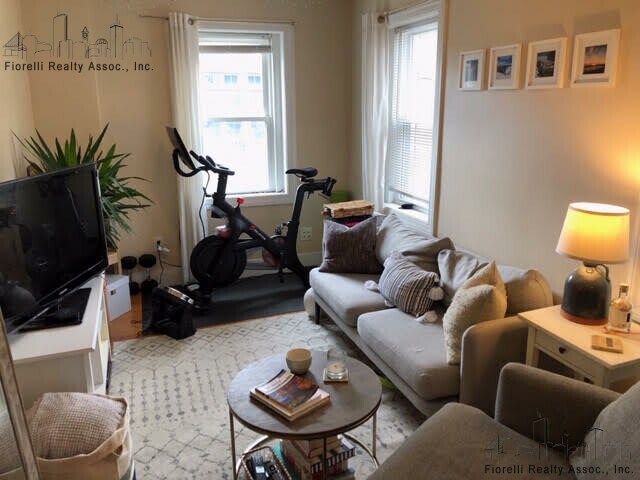 39 Stillman St, Unit 1