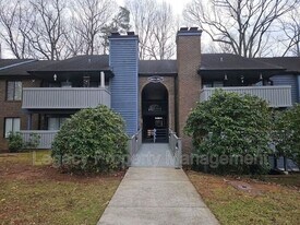 2805 Treestead Cir in Greensboro, NC - Building Photo