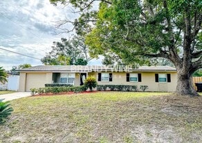 3202 Needles Dr in Orlando, FL - Building Photo